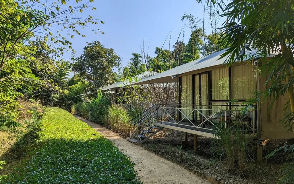 Rustic safari cottage at Base Camp in Bagh Tola, Bandhavgarh